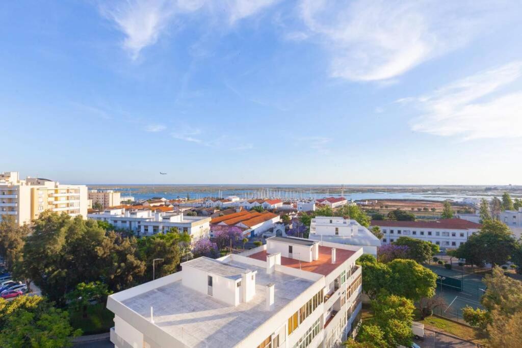 Sunset Entre A Ria E O Teatro Apartment Faro Luaran gambar